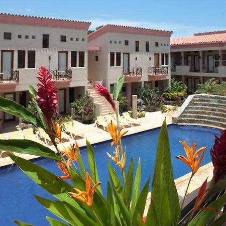 Las Sirenas Hotel And Condos ウェスト・ベイ エクステリア 写真