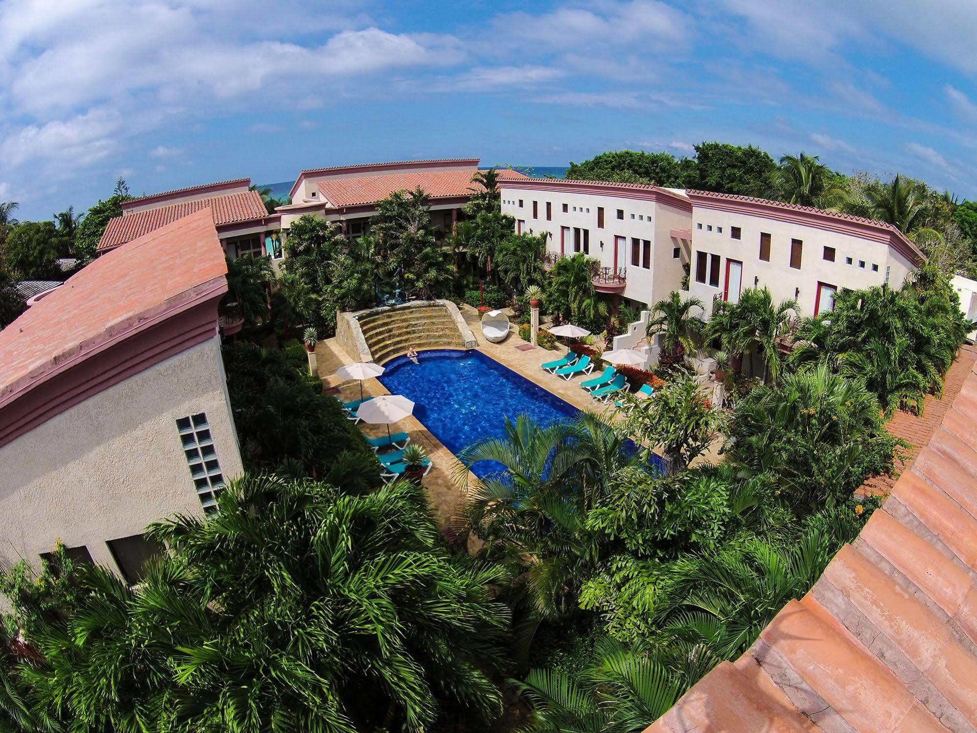 Las Sirenas Hotel And Condos ウェスト・ベイ エクステリア 写真